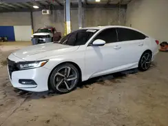1HGCV2F35JA048022 2018 HONDA ACCORD