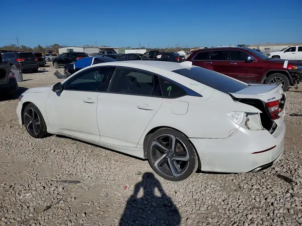 1HGCV2F35KA014597 2019 HONDA ACCORD - Image 2