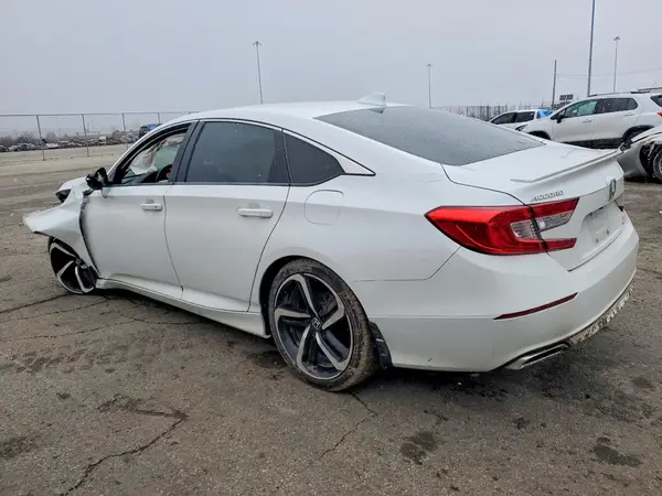 1HGCV2F35KA018245 2019 HONDA ACCORD - Image 2