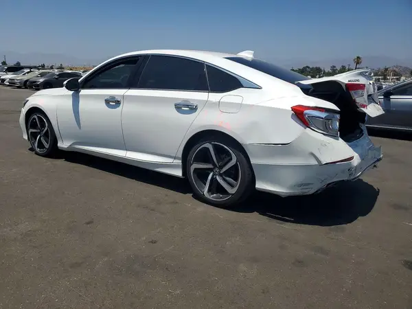 1HGCV2F35KA023641 2019 HONDA ACCORD - Image 2