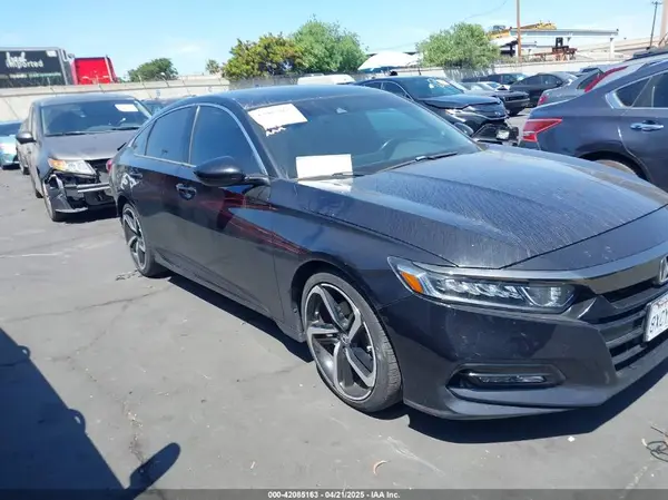 1HGCV2F35KA025423 2019 HONDA ACCORD - Image 1