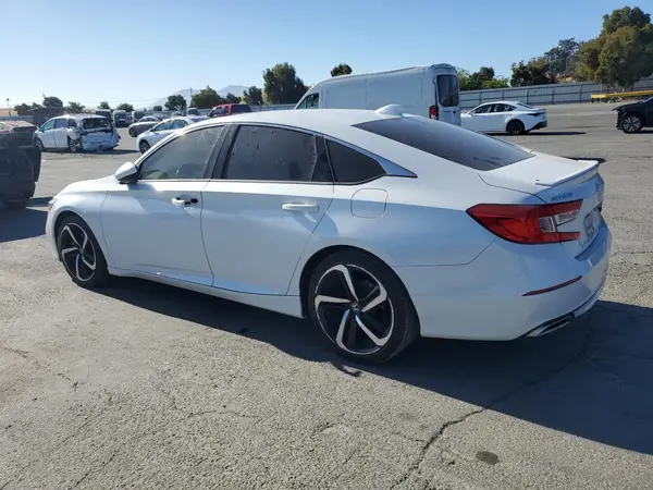1HGCV2F35KA035398 2019 HONDA ACCORD - Image 2