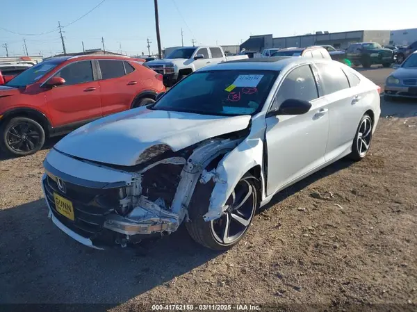 1HGCV2F35NA024163 2022 HONDA ACCORD - Image 2