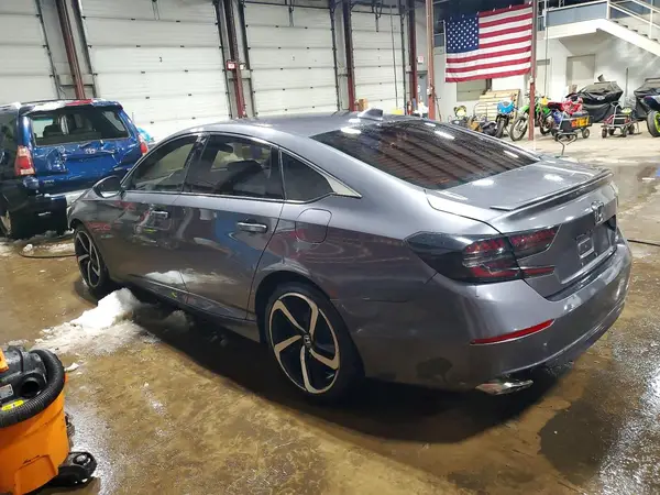 1HGCV2F36JA001145 2018 HONDA ACCORD - Image 2