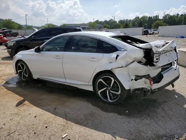 1HGCV2F36JA015188 2018 HONDA ACCORD - Image 2