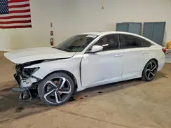1HGCV2F36JA017569 2018 HONDA ACCORD