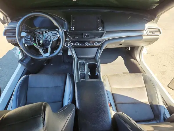 1HGCV2F36JA027681 2018 HONDA ACCORD - Image 8