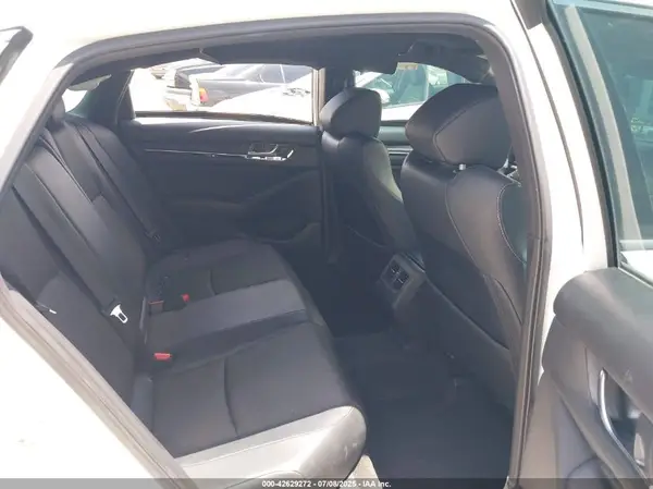 1HGCV2F36JA028331 2018 HONDA ACCORD - Image 8