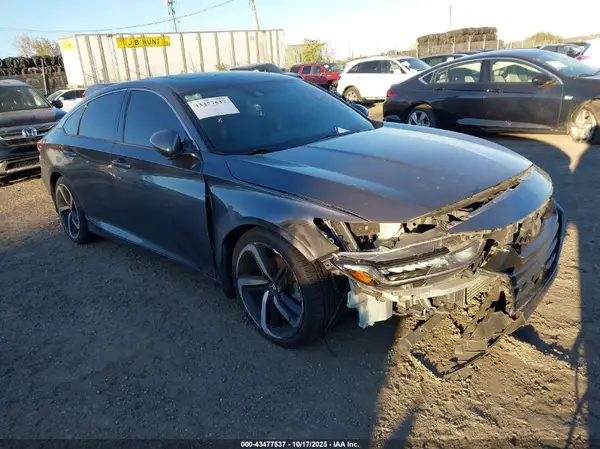 1HGCV2F36JA035490 2018 HONDA ACCORD - Image 1