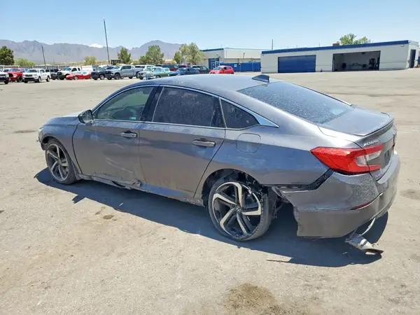 1HGCV2F36JA039314 2018 HONDA ACCORD - Image 2