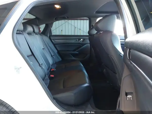 1HGCV2F36JA045582 2018 HONDA ACCORD - Image 8