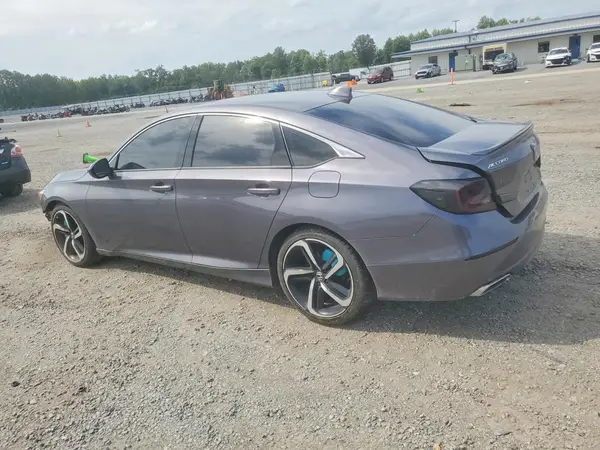 1HGCV2F36JA049390 2018 HONDA ACCORD - Image 2