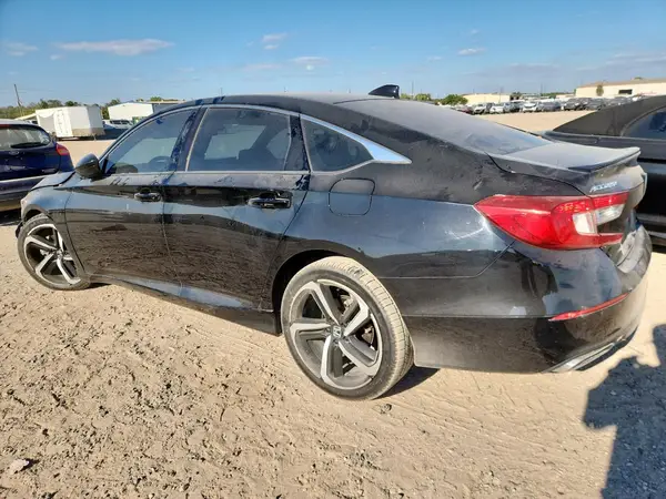 1HGCV2F36KA010266 2019 HONDA ACCORD - Image 2