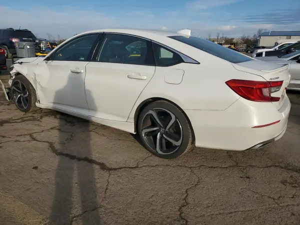 1HGCV2F36KA026693 2019 HONDA ACCORD - Image 2