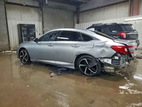 1HGCV2F36KA035023 2019 HONDA ACCORD - Image 2