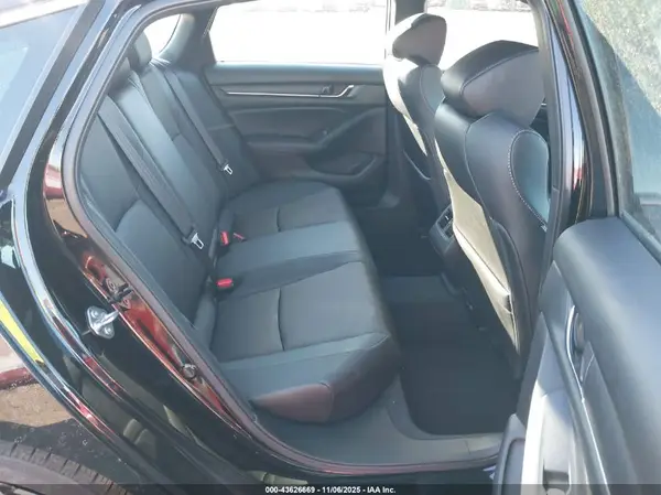 2020 HONDA ACCORD auction photo 8