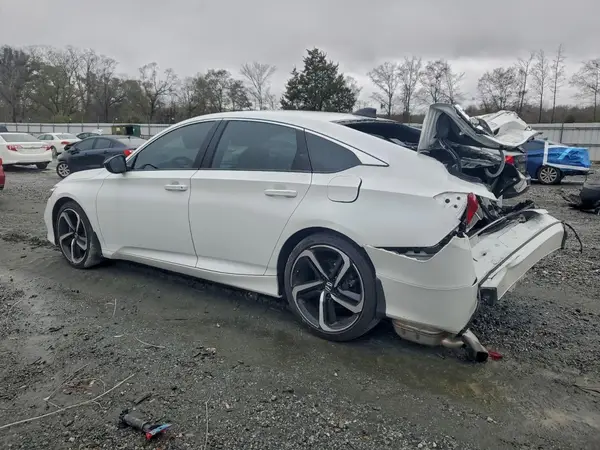 1HGCV2F36NA010532 2022 HONDA ACCORD - Image 2