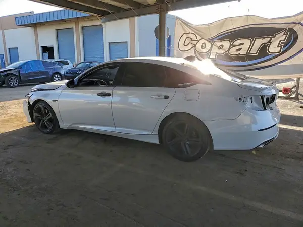 1HGCV2F36NA018484 2022 HONDA ACCORD - Image 2