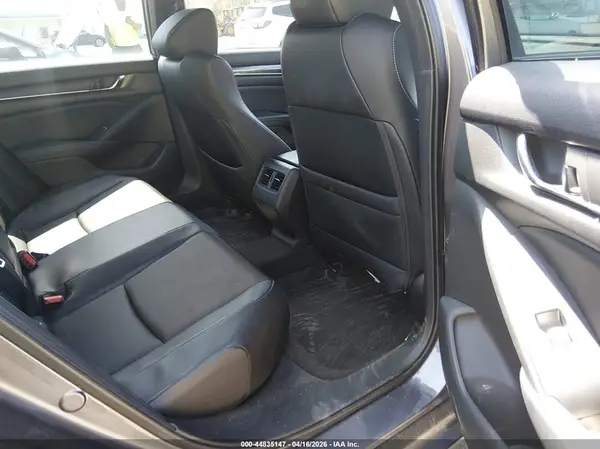1HGCV2F37JA008136 2018 HONDA ACCORD - Image 8