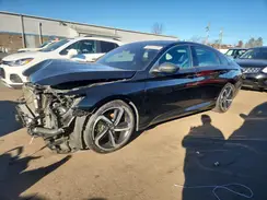 1HGCV2F37JA010730 2018 HONDA ACCORD