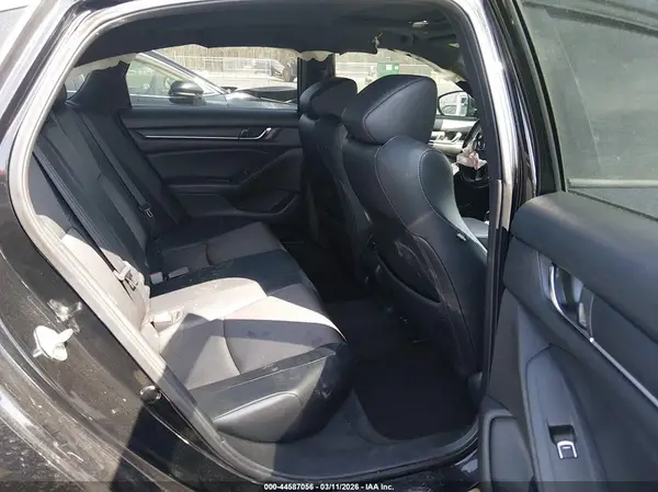 1HGCV2F37JA016320 2018 HONDA ACCORD - Image 8