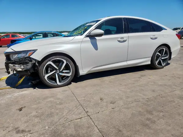 1HGCV2F37JA017368 2018 HONDA ACCORD - Image 1
