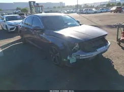 1HGCV2F37JA027818 2018 HONDA ACCORD