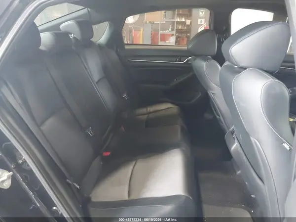 1HGCV2F37JA031805 2018 HONDA ACCORD - Image 8