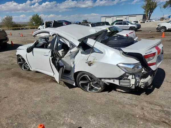 1HGCV2F37JA032355 2018 HONDA ACCORD - Image 2