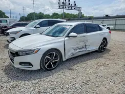 1HGCV2F37JA034106 2018 HONDA ACCORD