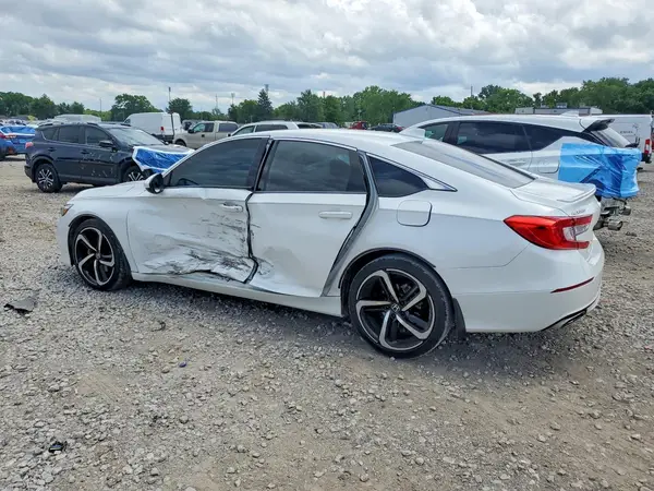 1HGCV2F37JA034106 2018 HONDA ACCORD - Image 2