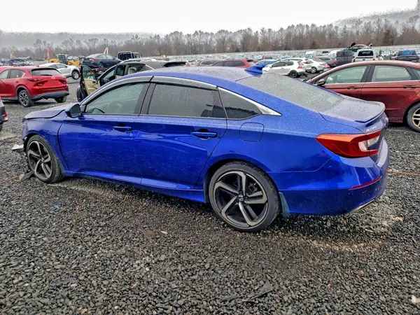 1HGCV2F37JA037006 2018 HONDA ACCORD - Image 2