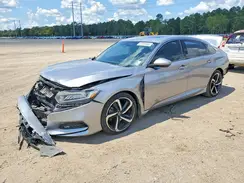 1HGCV2F37JA041413 2018 HONDA ACCORD