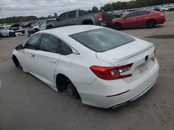 1HGCV2F37JA046515 2018 HONDA ACCORD - Image 2