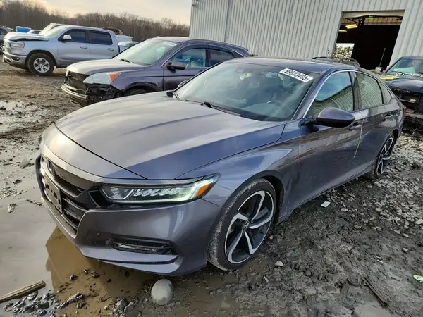 1HGCV2F37JA047566 2018 HONDA ACCORD - Image 1