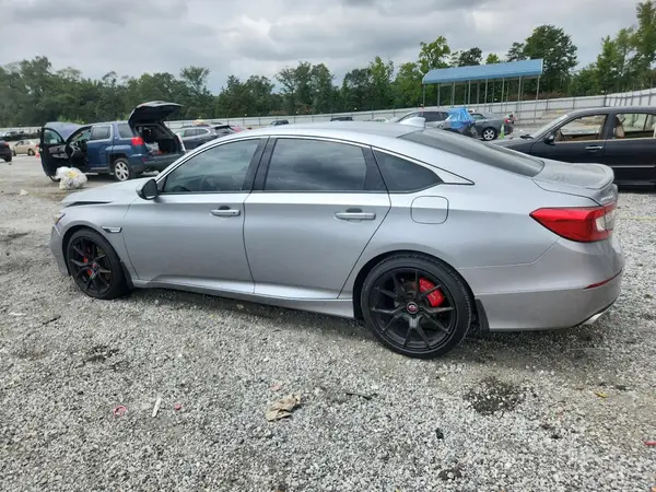 1HGCV2F37JA047695 2018 HONDA ACCORD - Image 2