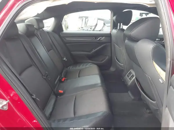 1HGCV2F37JA048362 2018 HONDA ACCORD - Image 8