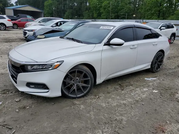 1HGCV2F37JA054050 2018 HONDA ACCORD - Image 1
