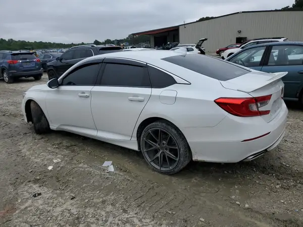 1HGCV2F37JA054050 2018 HONDA ACCORD - Image 2