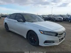 1HGCV2F37JA802456 2018 HONDA ACCORD