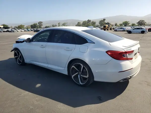1HGCV2F37KA019493 2019 HONDA ACCORD - Image 2