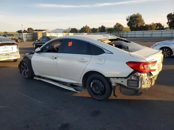 1HGCV2F37KA026668 2019 HONDA ACCORD - Image 2