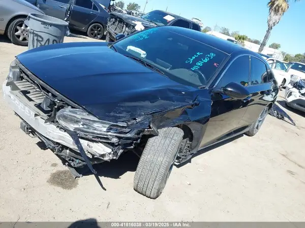 1HGCV2F37LA018409 2020 HONDA ACCORD - Image 2
