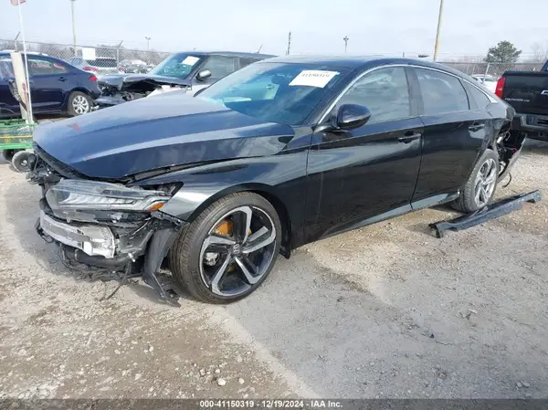 1HGCV2F37NA008224 2022 HONDA ACCORD - Image 2