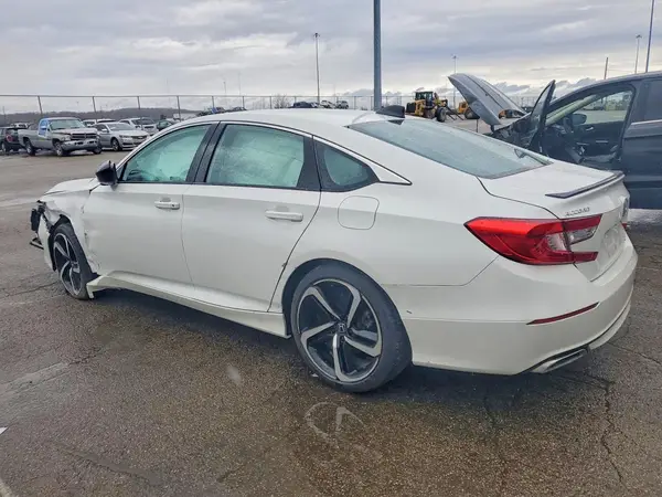 1HGCV2F37NA008482 2022 HONDA ACCORD - Image 2