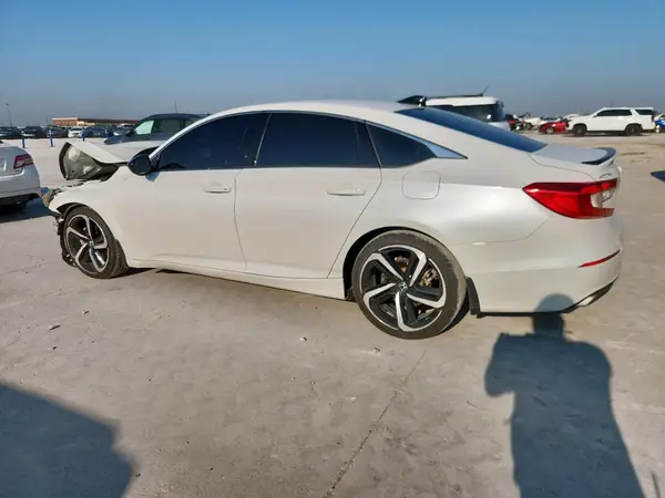 1HGCV2F37NA014086 2022 HONDA ACCORD - Image 2