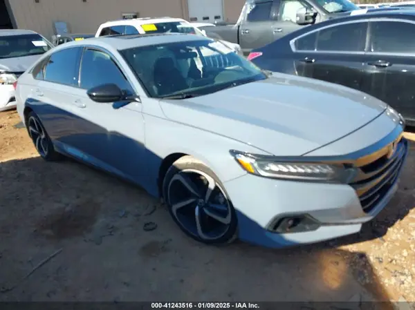 1HGCV2F37NA024665 2022 HONDA ACCORD - Image 1