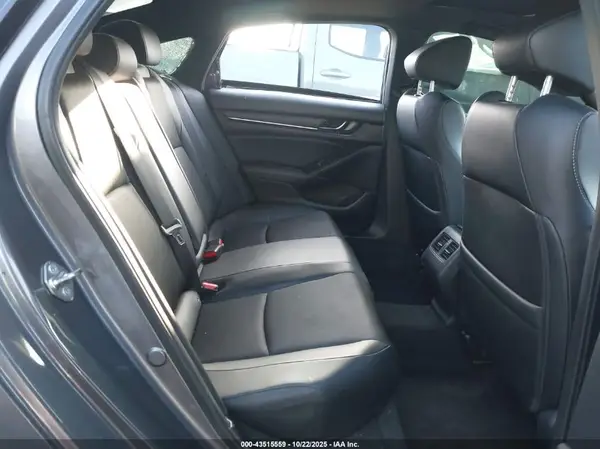 1HGCV2F38JA016861 2018 HONDA ACCORD - Image 8