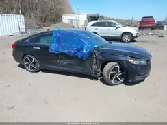 1HGCV2F38JA021719 2018 HONDA ACCORD