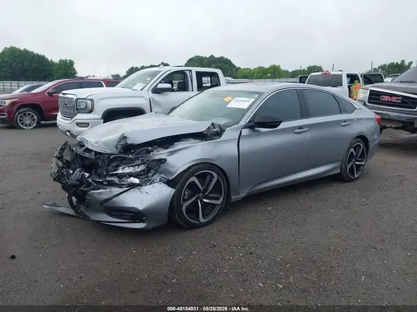 1HGCV2F38JA025656 2018 HONDA ACCORD - Image 2